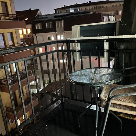 Sunny Prishtina Apartment Priştine Dış mekan fotoğraf